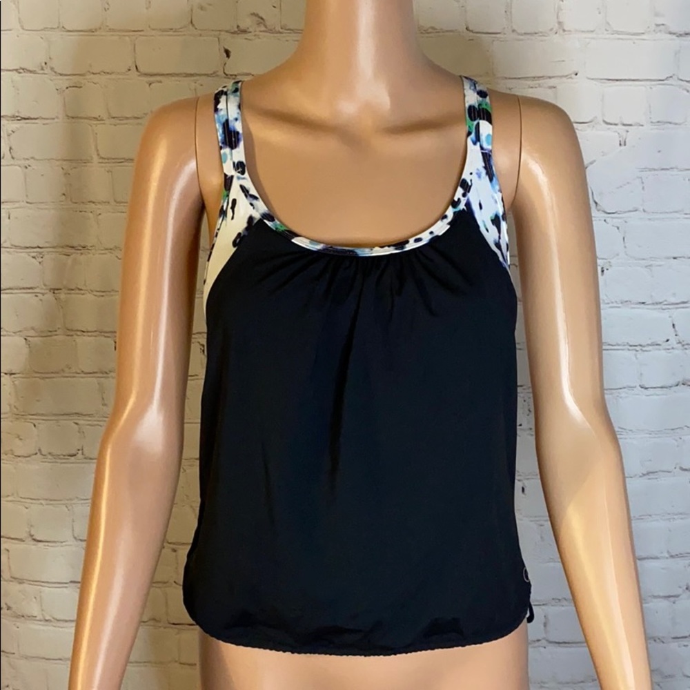 Calia by Carrie Underwood sports workout tank with a built in sports bra